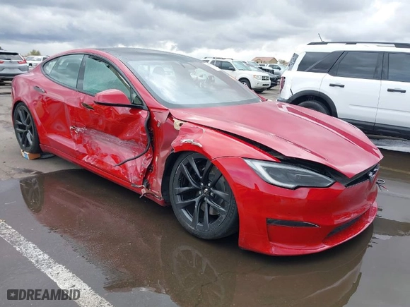 2022 Tesla Model S Plaid with VIN 5YJSA1E61NF485055, listed as a IAAI auction lot 41751134 with 1 mi miles. Bid and sale history available at carsss.com. Image 1.
