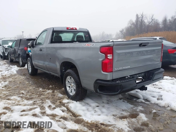 2025 Chevrolet Silverado 1500 with VIN 3GCNKAEK9SG135962, listed as a IAAI auction lot 41557952 with 901 mi miles and . Bid and sale history available at DreamBid. Image 3.