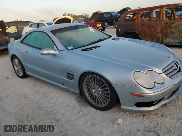 2004 Mercedes-Benz SL 55/63 AMG с VIN WDBSK74F64F071683, выставлен на аукционе Copart как лот 75084534 с пробегом Не указан миль и Списание • Salvage title. История ставок и продаж доступна на DreamBid. Изображение 4.