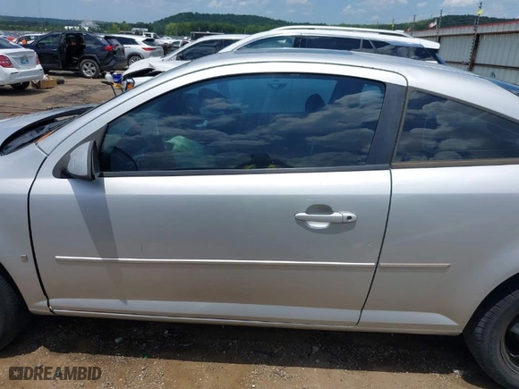 2008 Pontiac G5 with VIN 1G2AL18F687230742, listed as a IAAI auction lot 39769801 with NaN miles. Bid and sale history available at carsss.com. Image 14.
