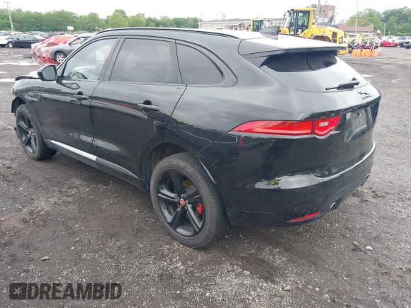 2017 Jaguar F-Pace S z VIN SADCM2BV9HA897075, wystawiony jako IAAI lot #42329944 z przebiegiem 92 259 mil mil oraz . Historia ofert i sprzedaży dostępna na DreamBid. Obrazek 3.