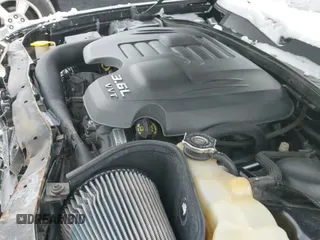 2015 Chrysler 300 S с VIN 2C3CCAGG4FH909090, выставлен на аукционе IAAI как лот 41537926 с пробегом 124 382 миль миль и . История ставок и продаж доступна на DreamBid. Изображение 19.