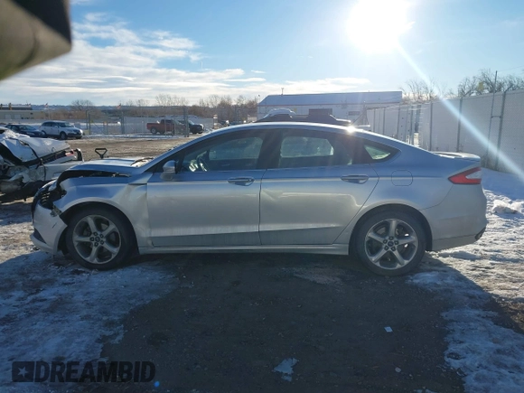 2016 Ford Fusion SE with VIN 3FA6P0T98GR241269, listed as a IAAI auction lot 41325525 with 183,809 mi miles and . Bid and sale history available at DreamBid. Image 14.