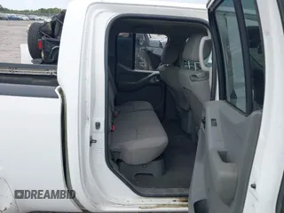 2007 Nissan Frontier SE with VIN 1N6AD09W37C431728, listed as a IAAI auction lot 40173268 with 204,861 mi miles. Bid and sale history available at carsss.com. Image 8.