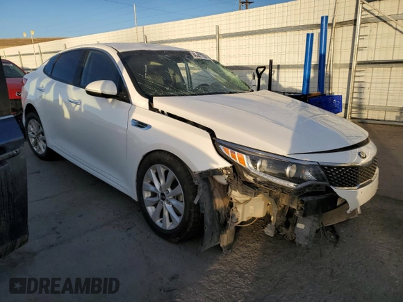 2016 Kia Optima EX with VIN 5XXGU4L34GG030790, listed as a Copart auction lot 46447705 with 148,890 mi miles and Salvage Title. Bid and sale history available at carsss.com. Image 4.