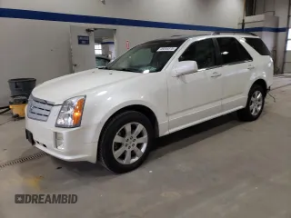2008 Cadillac SRX RWD z VIN 1GYEE637580103942, wystawiony jako Copart lot #49056975 z przebiegiem 117 199 mil mil oraz Szkoda całkowita • Salvage title. Historia ofert i sprzedaży dostępna na DreamBid. Obrazek 1.