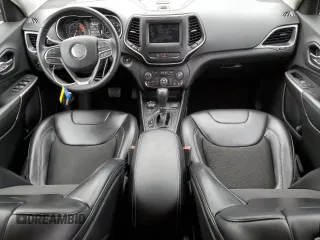 2019 Jeep Cherokee Latitude Plus with VIN 1C4PJMLN0KD384738, listed as a Copart auction lot 60099805 with 52,073 mi miles and Salvage title. Bid and sale history available at DreamBid. Image 8.