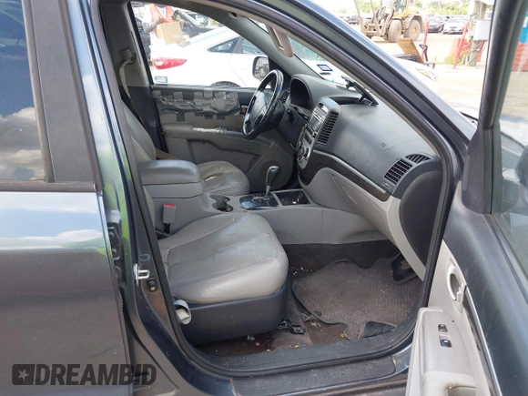 2009 Hyundai Santa Fe Limited z VIN 5NMSH13E29H230280, wystawiony jako IAAI lot #42562046 z przebiegiem 173 127 mil mil oraz . Historia ofert i sprzedaży dostępna na DreamBid. Obrazek 5.