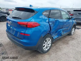 2020 Hyundai Tucson Value with VIN KM8J3CA40LU232847, listed as a IAAI auction lot 41639143 with 92,926 mi miles. Bid and sale history available at carsss.com. Image 4.