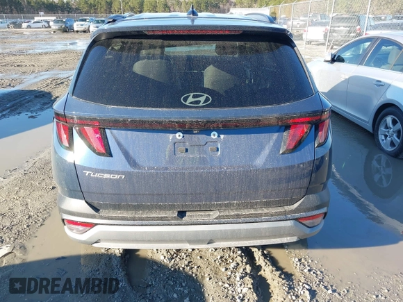 2025 Hyundai Tucson SEL with VIN 5NMJB3DE0SH450000, listed as a IAAI auction lot 41617283 with 6,920 mi miles. Bid and sale history available at carsss.com. Image 16.