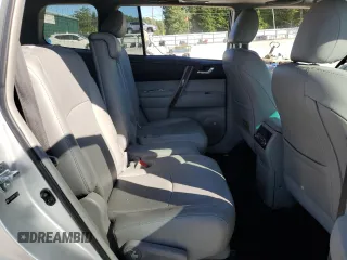 2012 Toyota Highlander Limited z VIN 5TDDK3EHXCS137556, wystawiony jako Copart lot #57882905 z przebiegiem Nie podano mil oraz Szkoda całkowita • Salvage title. Historia ofert i sprzedaży dostępna na DreamBid. Obrazek 11.