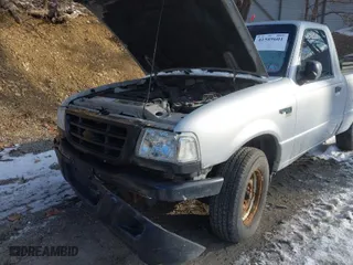 2003 Ford Ranger XL with VIN 1FTYR10D13PA59085, listed as a IAAI auction lot 41589601 with 187,160 mi miles. Bid and sale history available at carsss.com. Image 6.