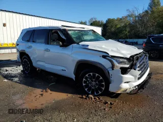 2024 Toyota Sequoia SR5 with VIN 7SVAAAAA5RX003159, listed as a Copart auction lot 80893094 with 17,581 mi miles and Salvage Title. Bid and sale history available at carsss.com. Image 4.