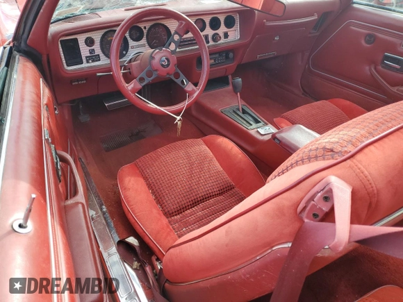 1980 Pontiac Firebird с VIN 2W87WAN106269, выставлен на аукционе Copart как лот 52419195 с пробегом 95 865 миль миль и Списание • Salvage title. История ставок и продаж доступна на DreamBid. Изображение 8.