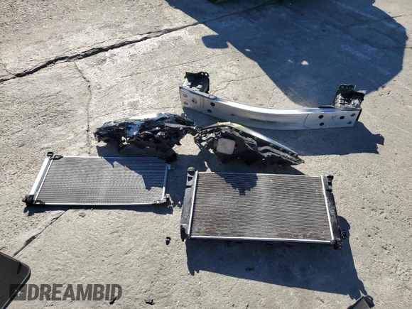2020 Lexus UX 250h F Sport with VIN JTHE9JBH5L2035631, listed as a Copart auction lot 81378314 with 27,963 mi miles and Salvage title. Bid and sale history available at DreamBid. Image 13.