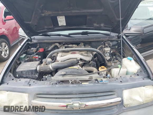 2003 Chevrolet Tracker ZR2 with VIN 2CNBJ734536931923, listed as a IAAI auction lot 41641054 with 111,247 mi miles and . Bid and sale history available at DreamBid. Image 10.