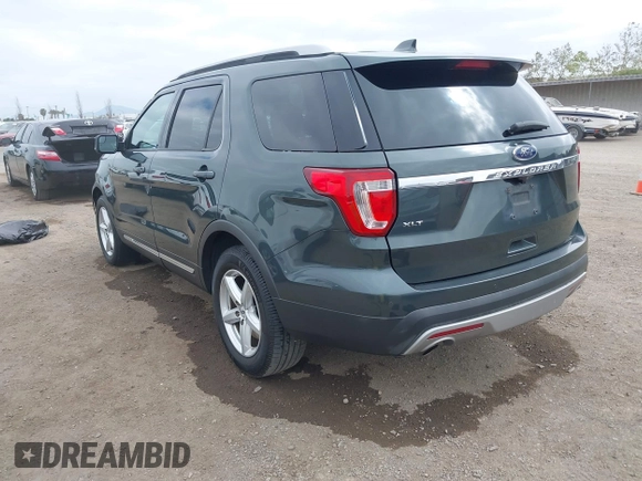 2016 Ford Explorer XLT with VIN 1FM5K7D86GGA07654, listed as a IAAI auction lot 42093797 with 138,097 mi miles. Bid and sale history available at carsss.com. Image 3.