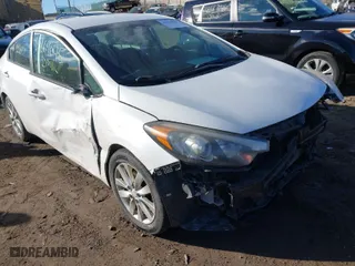 2016 Kia Forte LX with VIN KNAFX4A6XG5441502, listed as a IAAI auction lot 41669045 with 130,911 mi miles. Bid and sale history available at carsss.com. Image 1.