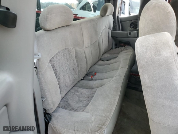 2000 Chevrolet Silverado 1500 LS with VIN 2GCEC19T2Y1327337, listed as a Copart auction lot 44022595 with 339,013 mi miles and Salvage Title. Bid and sale history available at carsss.com. Image 10.