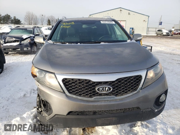 2012 Kia Sorento EX with VIN 5XYKUDA20CG198436, listed as a Copart auction lot 44414245 with 317,389 mi miles and Salvage Title. Bid and sale history available at carsss.com. Image 5.