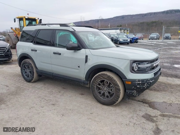 2024 Ford Bronco Sport Big Bend with VIN 3FMCR9B61RRF08432, listed as a IAAI auction lot 41653249 with 3,464 mi miles. Bid and sale history available at carsss.com. Image 1.