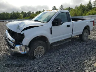 2017 Ford Super Duty F-250 SRW XLT with VIN 1FTBF2B65HEB72947, listed as a Copart auction lot 70134284 with 49,359 mi miles and Salvage Title. Bid and sale history available at carsss.com. Image 1.