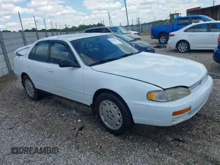 1995 Toyota Camry LE z VIN 4T1SK12E3SU510495, wystawiony jako IAAI lot #42168534 z przebiegiem 270 323 mil mil oraz . Historia ofert i sprzedaży dostępna na DreamBid. Obrazek 1.
