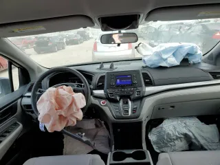 2019 Honda Odyssey LX с VIN 5FNRL6H29KB013437, выставлен на аукционе Copart как лот 57027525 с пробегом 126 166 миль миль и Списание • Salvage title. История ставок и продаж доступна на DreamBid. Изображение 8.
