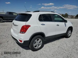 2020 Chevrolet Trax LT with VIN KL7CJPSB2LB068551, listed as a Copart auction lot 61401735 with 63,003 mi miles and Salvage title. Bid and sale history available at DreamBid. Image 3.