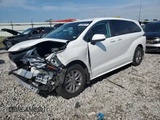 2022 Toyota Sienna LE with VIN 5TDKRKEC2NS122375, listed as a Copart auction lot 64699974 with 50,029 mi miles and Salvage title. Bid and sale history available at DreamBid. Image 1.