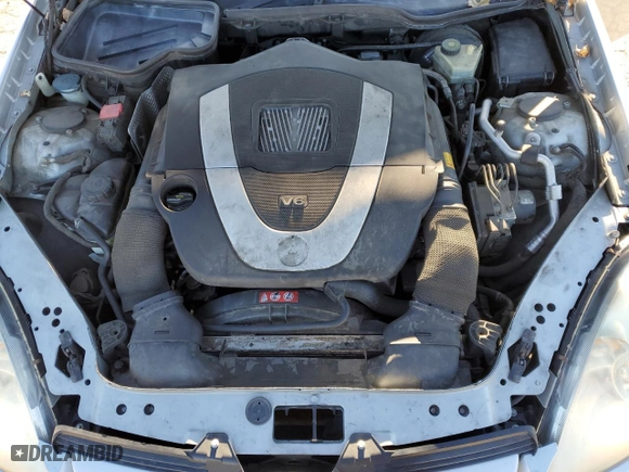 2006 Mercedes-Benz SLK-Class 3.5L with VIN WDBWK56F56F119440, listed as a Copart auction lot 42415715 with 203,307 mi miles and Salvage Title. Bid and sale history available at carsss.com. Image 11.