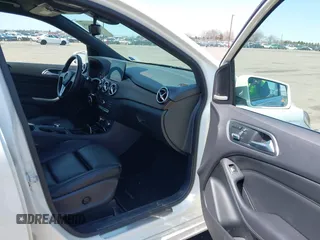 2017 Mercedes-Benz B with VIN WDDVP9ABXHJ016806, listed as a IAAI auction lot 42106582 with 47,329 mi miles. Bid and sale history available at carsss.com. Image 5.