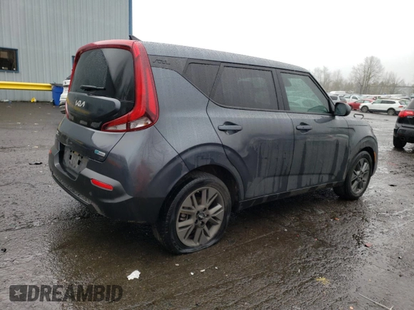 2022 Kia Soul EX with VIN KNDJ33AU9N7825113, listed as a Copart auction lot 87131894 with 71,413 mi miles and Salvage Title. Bid and sale history available at carsss.com. Image 3.
