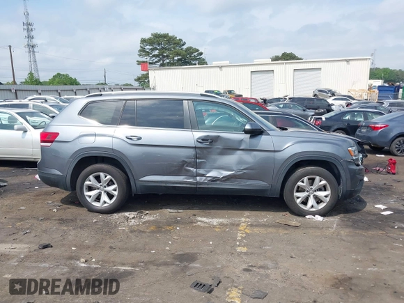 2019 Volkswagen Atlas SE with VIN 1V2DR2CA4KC524033, listed as a IAAI auction lot 42104613 with 97,362 mi miles and . Bid and sale history available at DreamBid. Image 13.