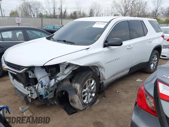 2020 Chevrolet Traverse LS z VIN 1GNERFKW7LJ258845, wystawiony jako IAAI lot #42013350 z przebiegiem 106 649 mil mil oraz . Historia ofert i sprzedaży dostępna na DreamBid. Obrazek 18.