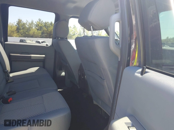2016 Ford F-250 Lariat z VIN 1FT7W2B68GEA69834, wystawiony jako IAAI lot #42184865 z przebiegiem 62 990 mil mil oraz . Historia ofert i sprzedaży dostępna na DreamBid. Obrazek 8.
