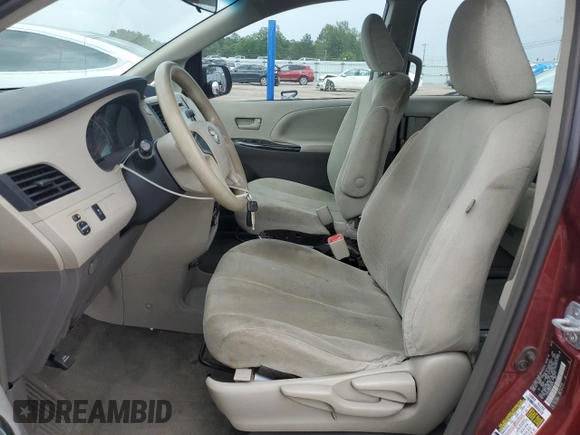 2014 Toyota Sienna L с VIN 5TDZK3DC8ES408192, выставлен на аукционе Copart как лот 60872055 с пробегом 149 177 миль миль и Чистый • Clean title. История ставок и продаж доступна на DreamBid. Изображение 7.