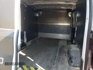 2019 Ford Transit z VIN 1FTYE1ZM9KKB80795, wystawiony jako Copart lot #68623194 z przebiegiem Nie podano mil oraz Nie do naprawy • Non repairable. Historia ofert i sprzedaży dostępna na DreamBid. Obrazek 10.