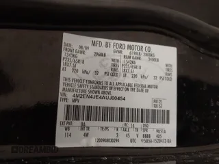 2010 Mercury Mountaineer Premier with VIN 4M2EN4JE4AUJ00454, listed as a IAAI auction lot 41372656 with 86,120 mi miles. Bid and sale history available at carsss.com. Image 9.