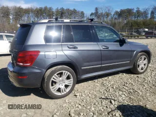 2015 Mercedes-Benz GLK 250 with VIN WDCGG0EBXFG389969, listed as a Copart auction lot 41115534 with 111,583 mi miles and . Bid and sale history available at DreamBid. Image 3.