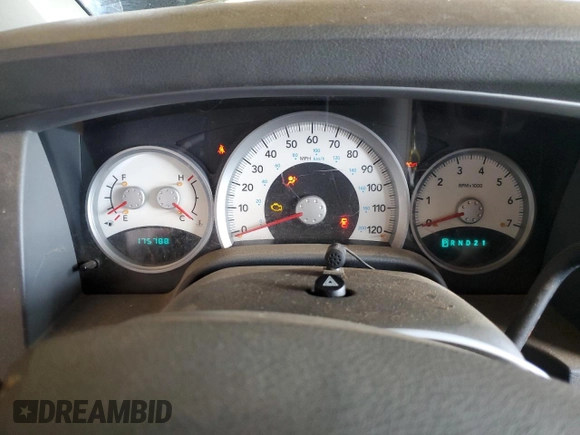 2004 Dodge Durango SLT with VIN 1D4HB48N44F186037, listed as a Copart auction lot 52209185 with 175,788 mi miles and Clean title. Bid and sale history available at DreamBid. Image 9.