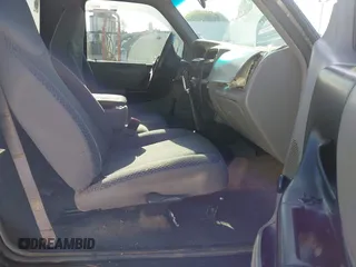 1998 Ford Ranger XL z VIN 1FTYR10C1WPA09251, wystawiony jako IAAI lot #42061336 z przebiegiem 274 498 mil mil oraz . Historia ofert i sprzedaży dostępna na DreamBid. Obrazek 5.