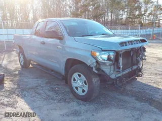 2020 Toyota Tundra 4WD SR with VIN 5TFUY5F12LX929867, listed as a IAAI auction lot 41591467 with NaN miles. Bid and sale history available at carsss.com. Image 1.