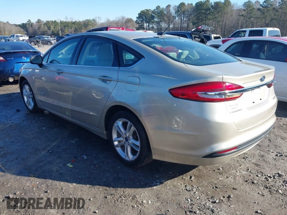 2018 Ford Fusion S z VIN 3FA6P0UU8JR271589, wystawiony jako IAAI lot #41318471 z przebiegiem 148 793 mil mil oraz . Historia ofert i sprzedaży dostępna na DreamBid. Obrazek 3.