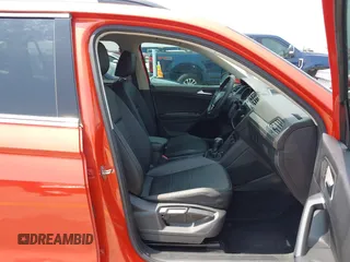 2019 Volkswagen Tiguan SE with VIN 3VV3B7AX4KM045617, listed as a IAAI auction lot 42295749 with 79,339 mi miles and . Bid and sale history available at DreamBid. Image 5.