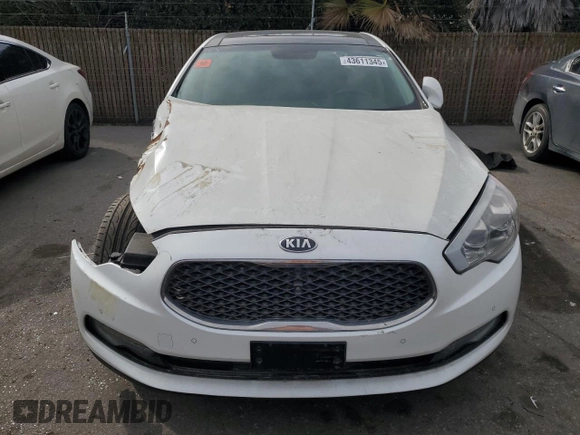 2015 Kia K900 Premium with VIN KNALU4D46F6026661, listed as a Copart auction lot 43611345 with 121,161 mi miles and Clean title. Bid and sale history available at DreamBid. Image 5.