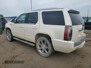 2012 Cadillac Escalade Premium z VIN 1GYS4CEF2CR315324, wystawiony jako Copart lot #58447245 z przebiegiem 227 418 mil mil oraz Czysty tytuł • Clean title. Historia ofert i sprzedaży dostępna na DreamBid. Obrazek 2.