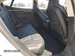 2014 Tesla Model S 60 z VIN 5YJSA1H14EFP36439, wystawiony jako Copart lot #65833035 z przebiegiem 66 090 mil mil oraz Czysty tytuł • Clean title. Historia ofert i sprzedaży dostępna na DreamBid. Obrazek 10.