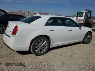2015 Chrysler 300 Limited with VIN 2C3CCARG9FH849403, listed as a Copart auction lot 51106295 with 154,504 mi miles and Salvage Title. Bid and sale history available at carsss.com. Image 3.