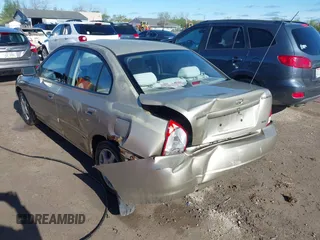 2003 Hyundai Elantra GLS z VIN KMHDN45D93U495703, wystawiony jako IAAI lot #42137927 z przebiegiem 93 287 mil mil oraz . Historia ofert i sprzedaży dostępna na DreamBid. Obrazek 6.